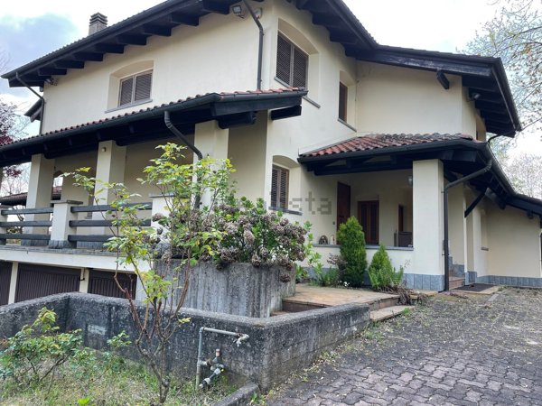 casa indipendente in vendita ad Asti