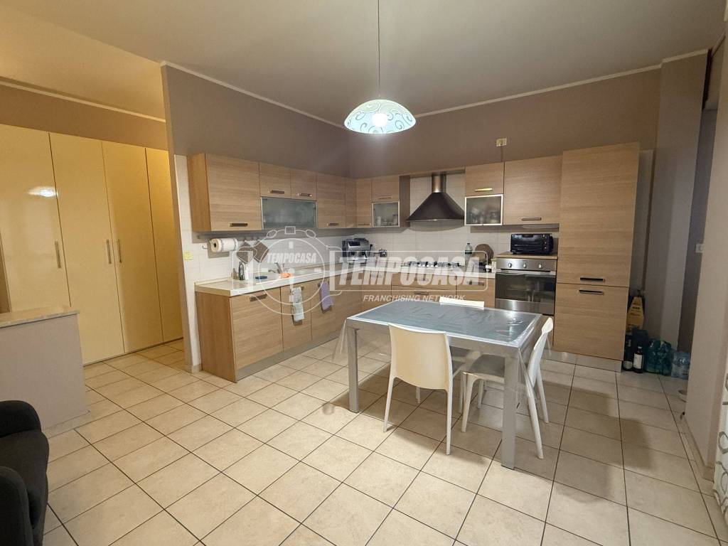 appartamento in vendita ad Asti in zona Corso Casale