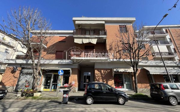 appartamento in vendita ad Asti in zona Palucco