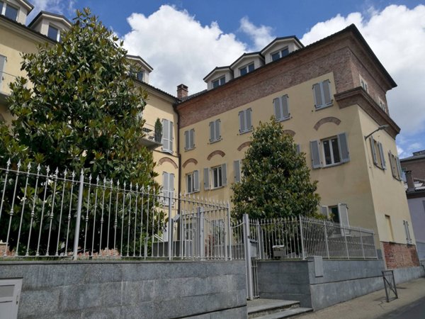 appartamento in vendita ad Asti in zona Centro Città