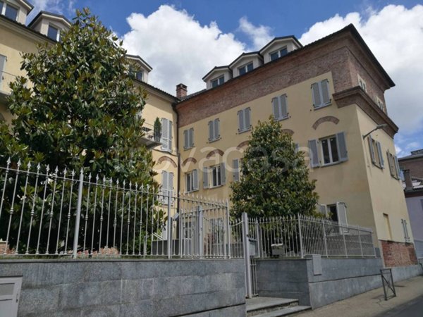 appartamento in vendita ad Asti in zona Centro Città