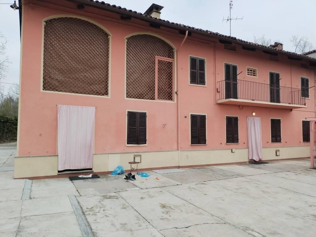 casa indipendente in vendita ad Asti