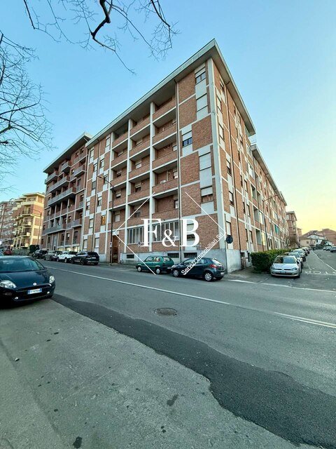 appartamento in vendita ad Asti in zona Questura