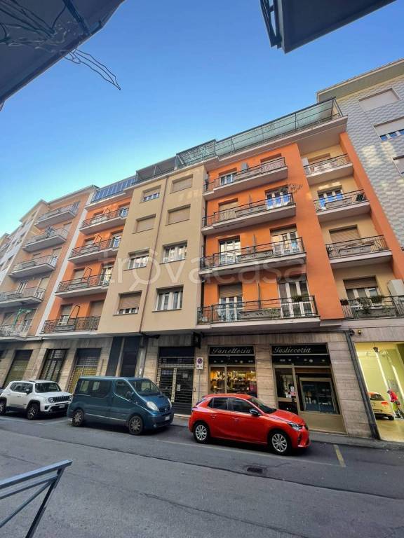 appartamento in vendita ad Asti in zona Quarto