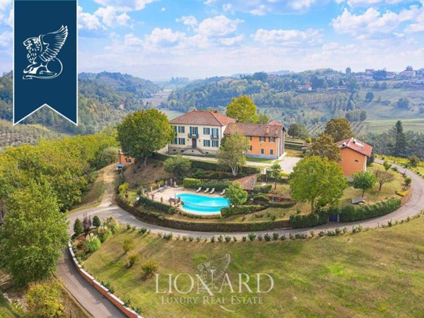 villa in vendita ad Asti