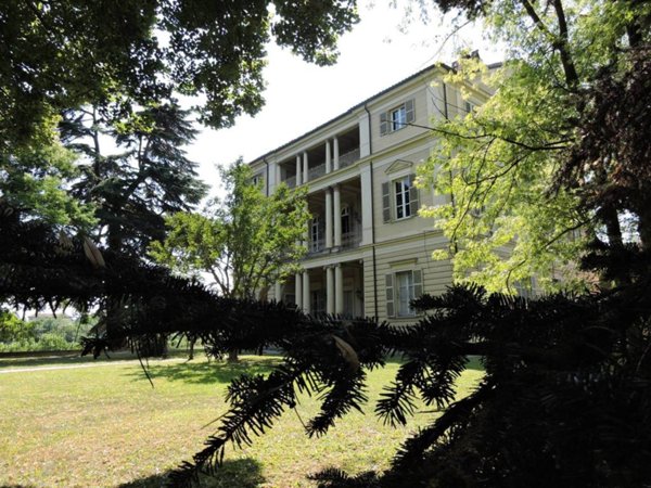 appartamento in vendita ad Asti in zona Casabianca