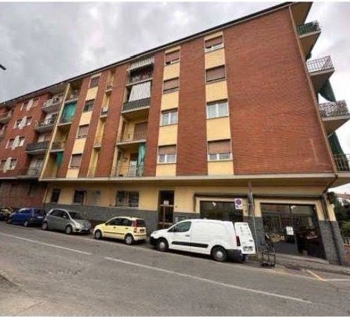 appartamento in vendita ad Asti in zona Corso Volta