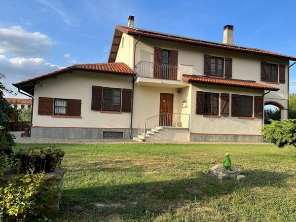 casa indipendente in vendita ad Asti