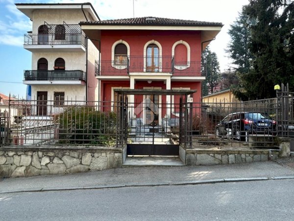 casa indipendente in vendita ad Asti