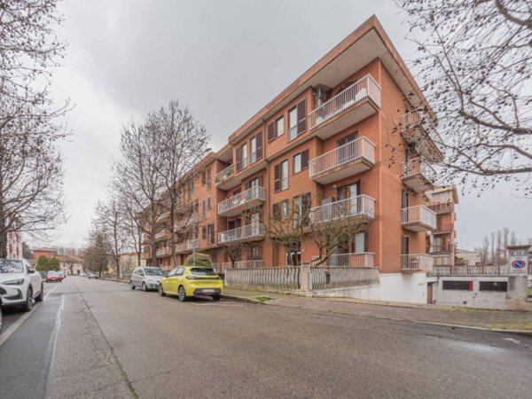 appartamento in vendita ad Asti in zona Trincere