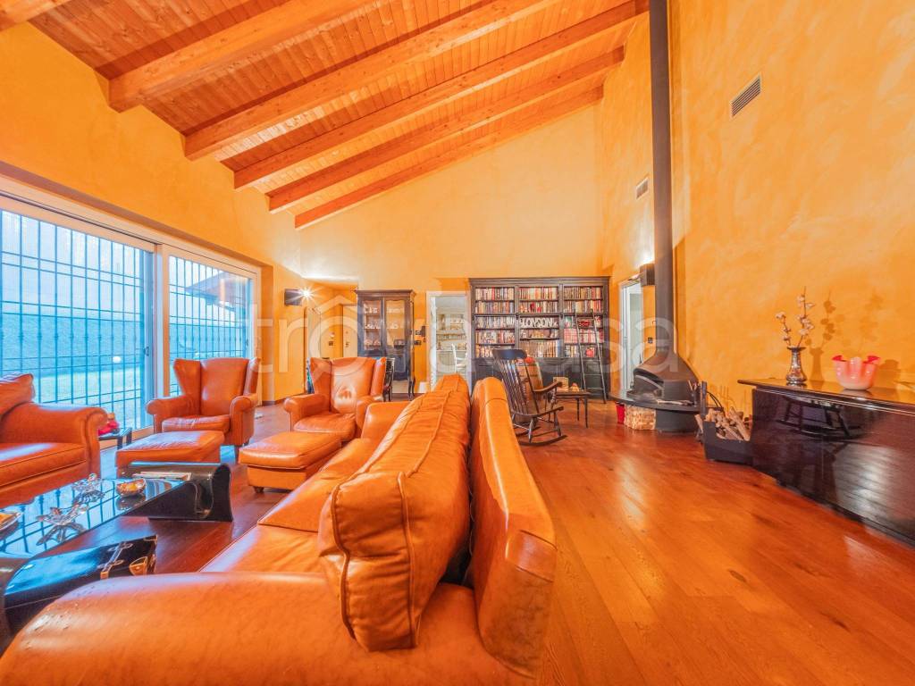 casa indipendente in vendita ad Asti