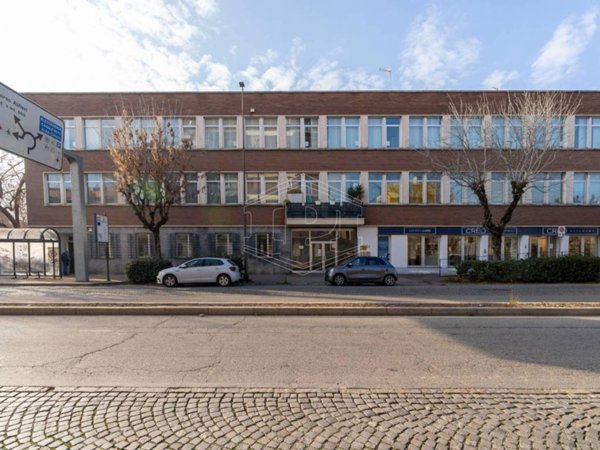 intera palazzina in vendita ad Asti in zona Palucco