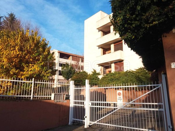 appartamento in vendita ad Asti in zona Corso Dante
