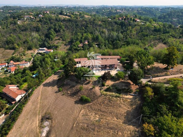 appartamento in vendita ad Asti in zona Madonna di Caniglie