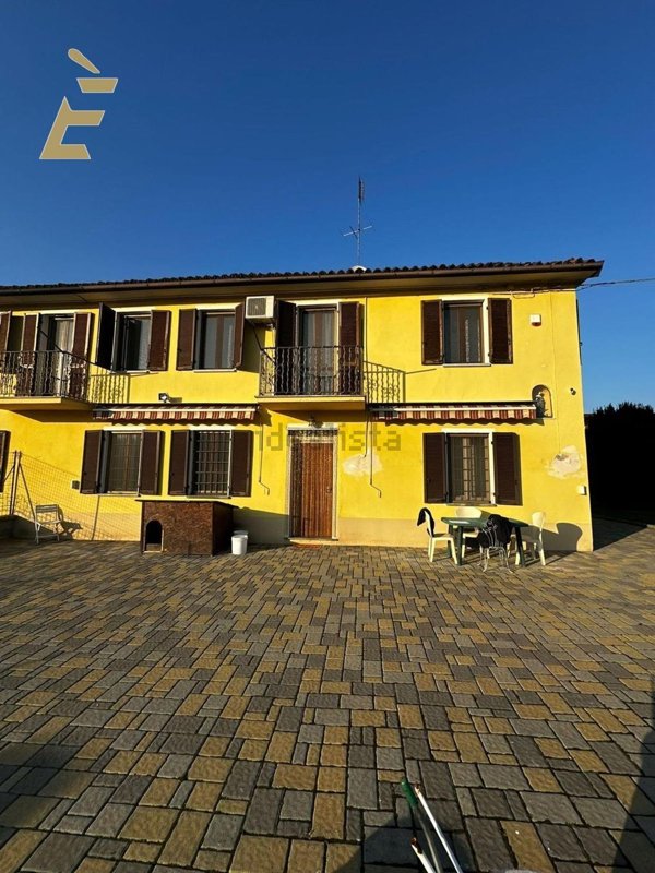 casa indipendente in vendita ad Asti