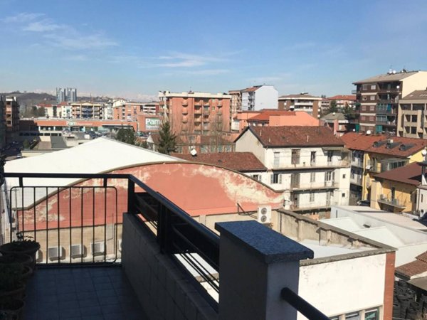 appartamento in vendita ad Asti in zona Quarto