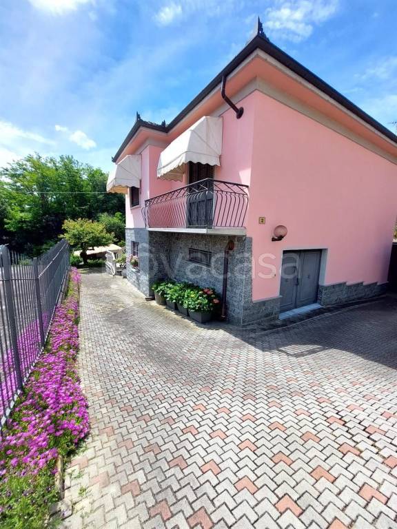 casa indipendente in vendita ad Asti