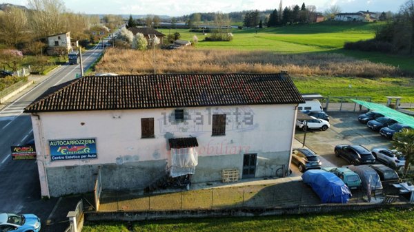 casa indipendente in vendita ad Asti
