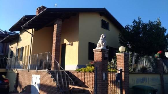 casa indipendente in vendita ad Asti