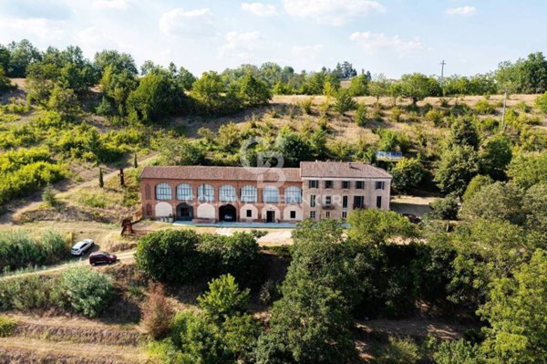 casa indipendente in vendita ad Asti in zona Variglie