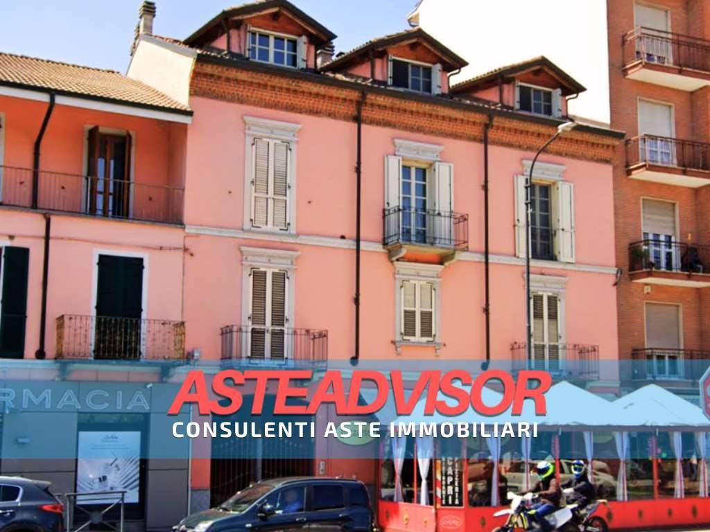 negozio in vendita ad Asti in zona Trincere