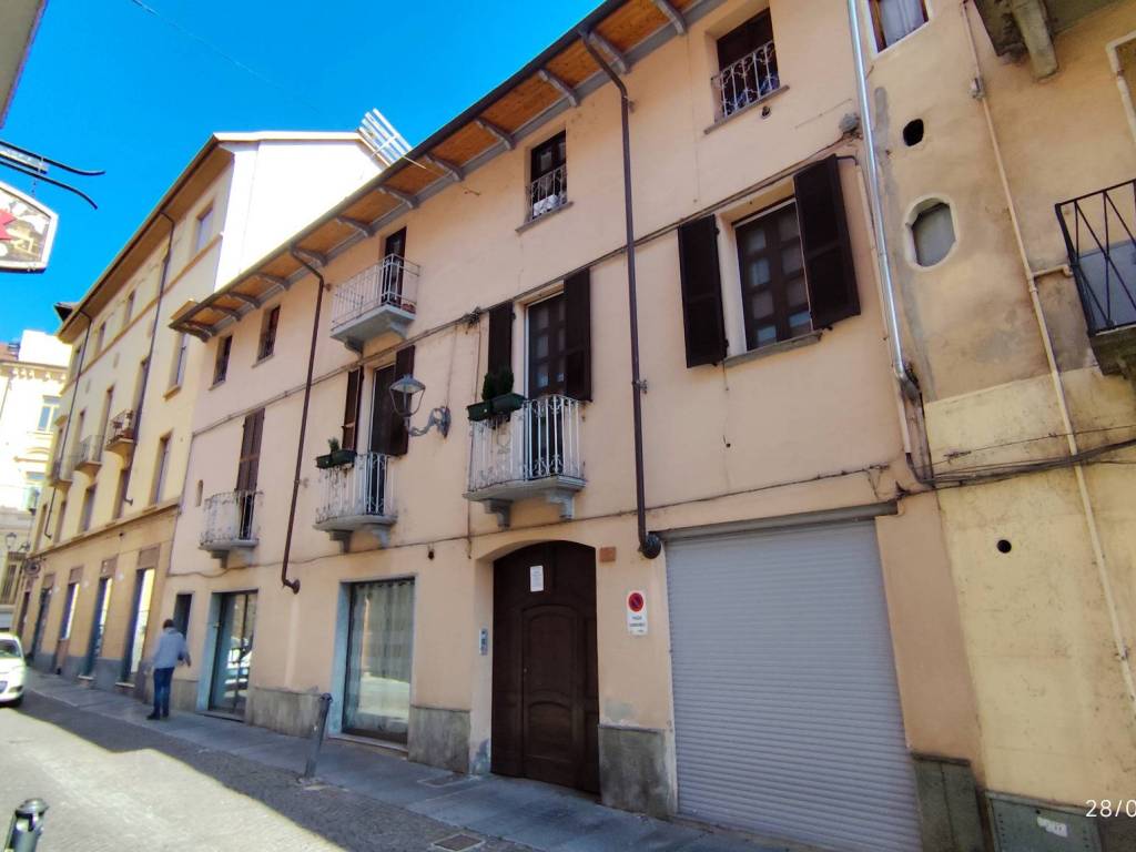 appartamento in vendita ad Asti in zona Centro Città
