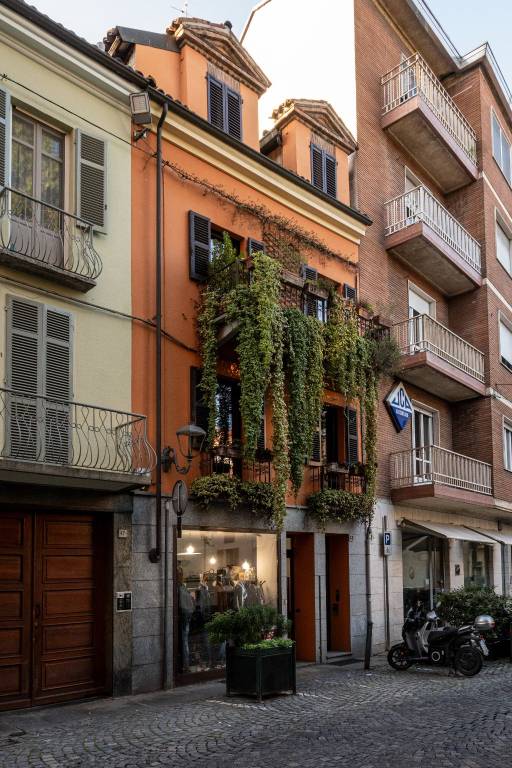 casa indipendente in vendita ad Asti in zona Centro Città