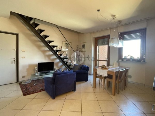 appartamento in vendita ad Asti in zona Quarto