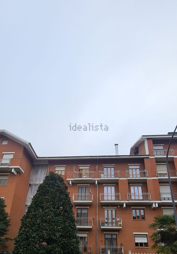 appartamento in vendita ad Asti in zona Quarto