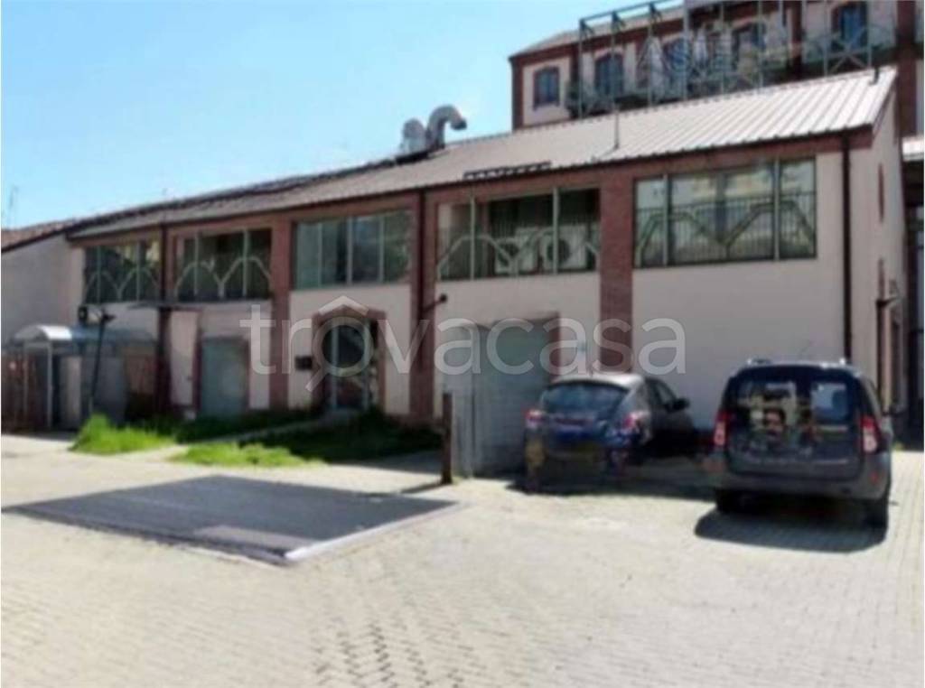 appartamento in vendita ad Asti in zona Canova
