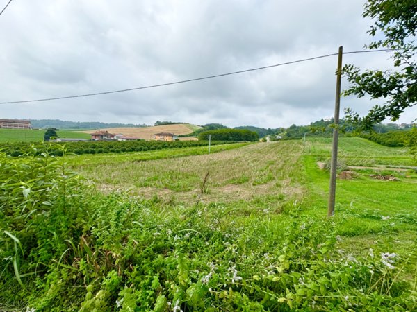 terreno agricolo in vendita ad Asti