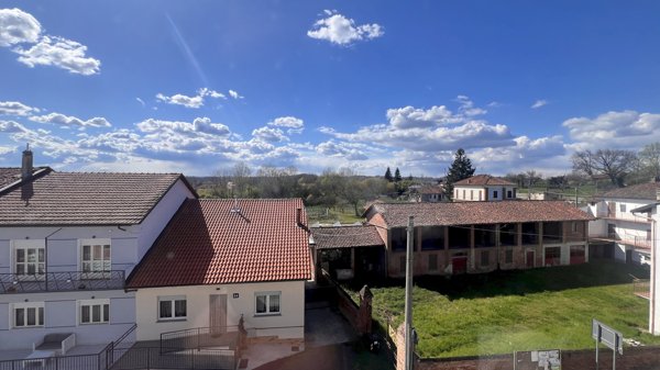 appartamento in vendita ad Asti in zona Vaglierano