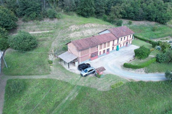 appartamento in vendita ad Asti in zona Sessant
