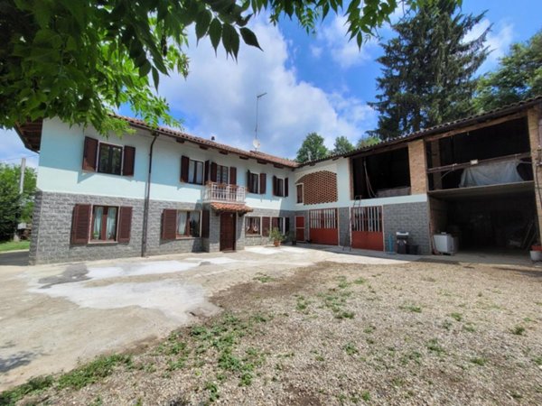 casa indipendente in vendita ad Asti