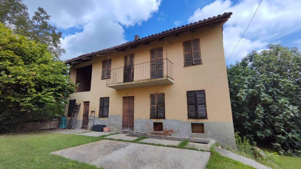 casa indipendente in vendita ad Asti