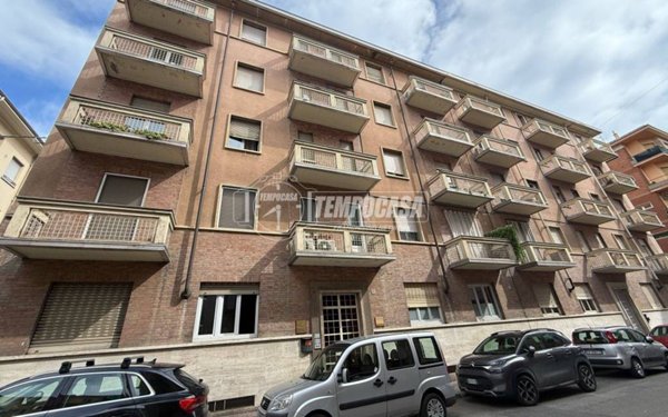 appartamento in vendita ad Asti in zona Quarto