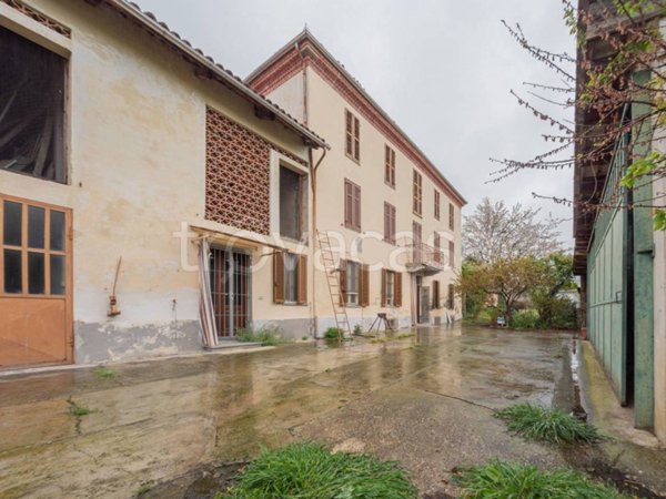 casa indipendente in vendita ad Asti in zona Variglie
