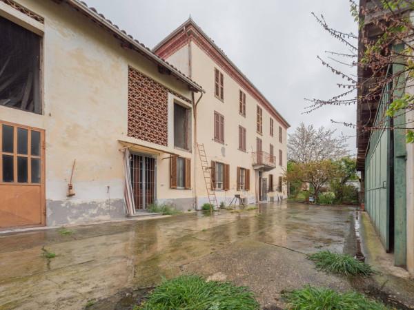 casale in vendita ad Asti in zona Vaglierano