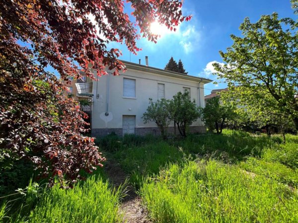 casa indipendente in vendita ad Asti
