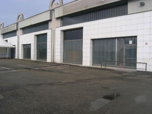 capannone in vendita ad Asti