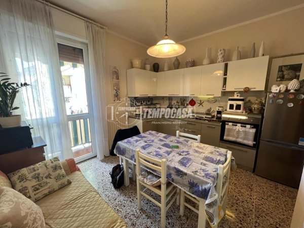 appartamento in vendita ad Asti in zona Quarto