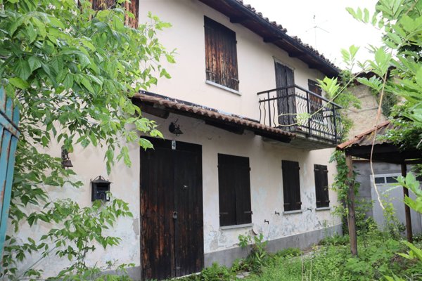 casa indipendente in vendita ad Asti