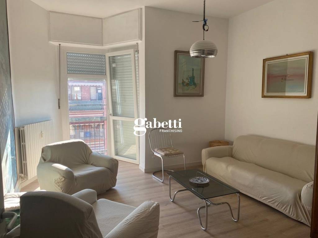 appartamento in vendita ad Asti in zona Quarto