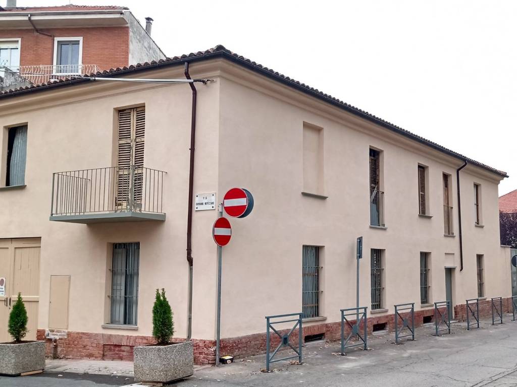 appartamento in vendita ad Asti in zona Castiglione