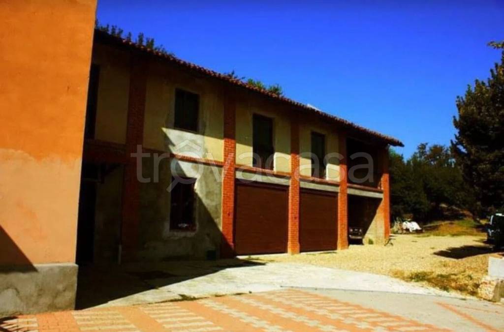 casa indipendente in vendita ad Asti in zona Santo Spirito