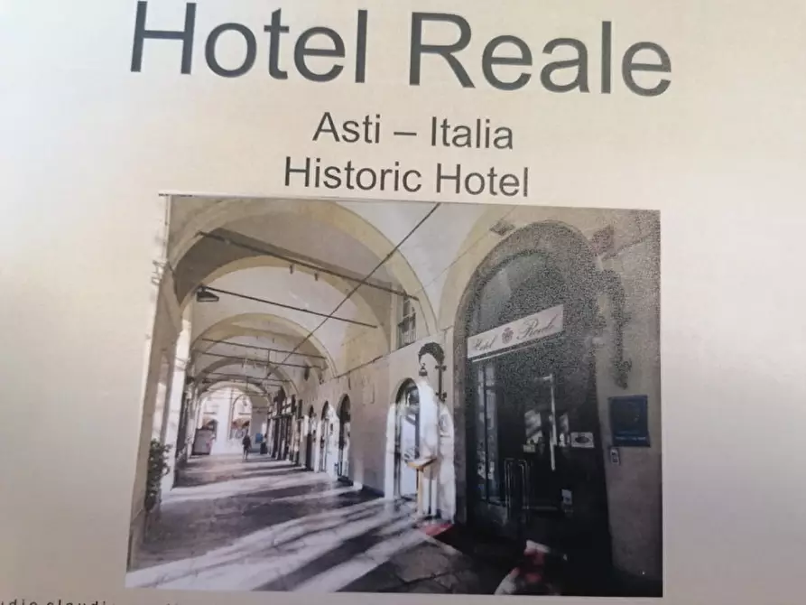 negozio in vendita ad Asti in zona Centro Città