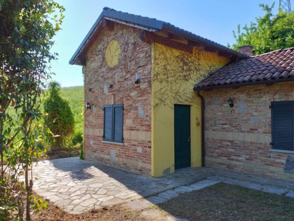 casa indipendente in vendita ad Asti