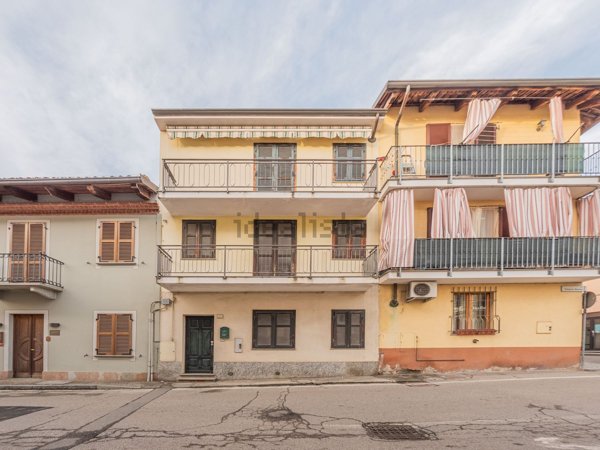 casa indipendente in vendita ad Asti