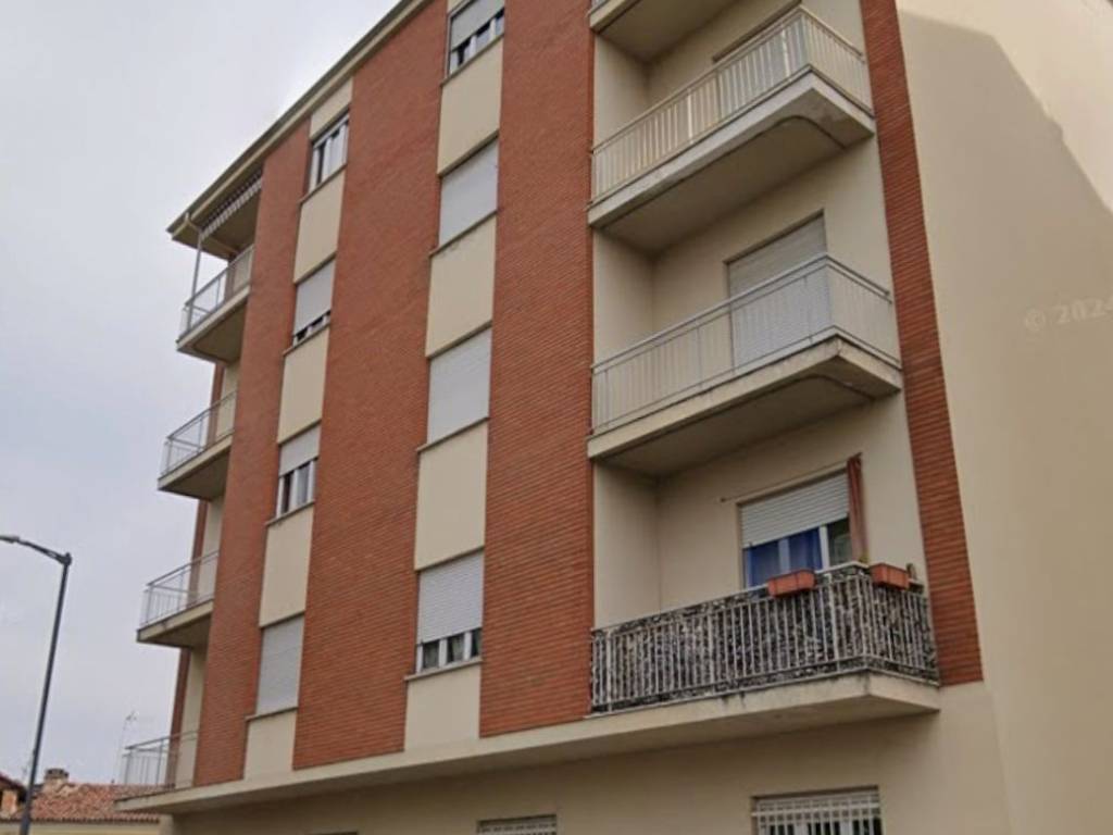 appartamento in vendita ad Asti in zona Trincere
