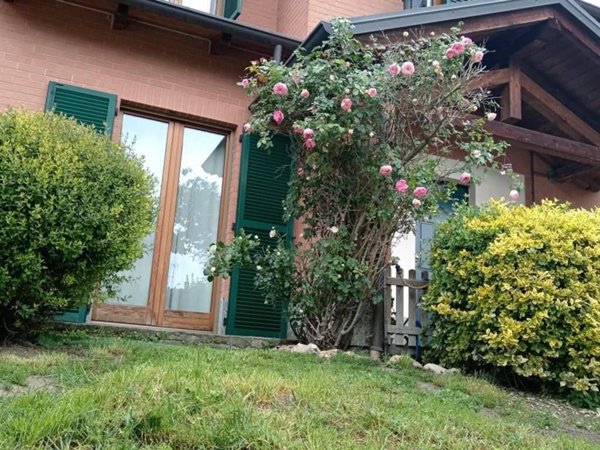 casa indipendente in vendita ad Asti in zona Vaglierano